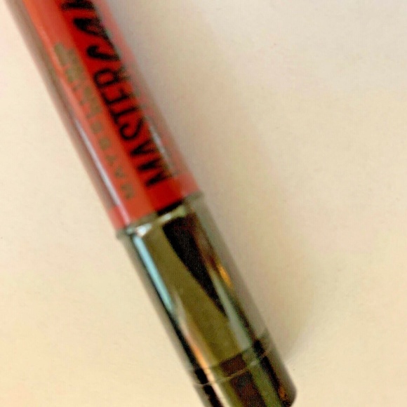 Maybelline New York Master Camo 60 Rouge Color Cor - Picture 3 of 3